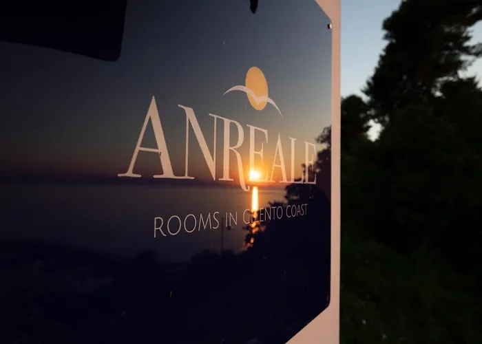 Anreale 招待所 阿格罗波利
